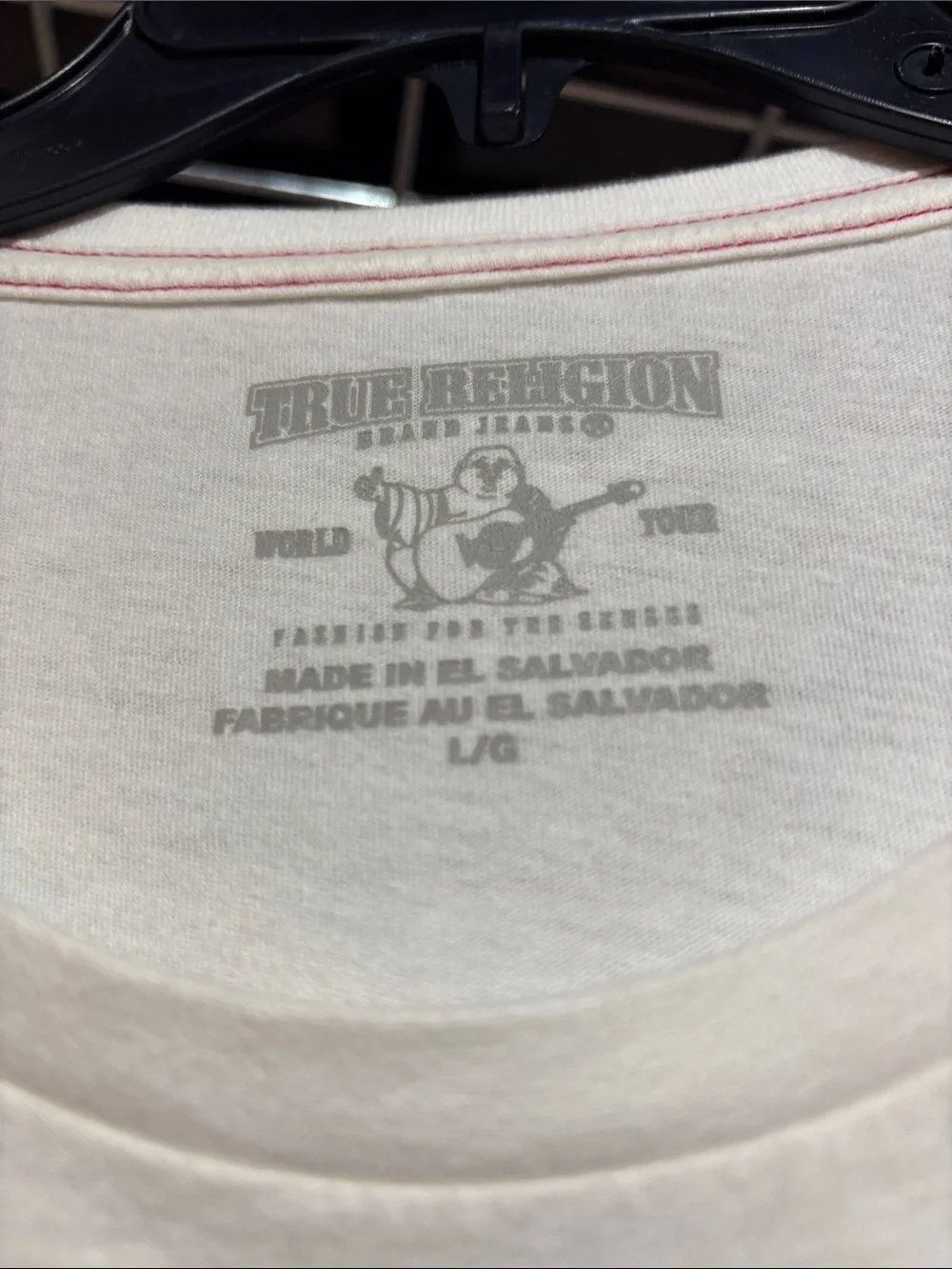 Men’s True Religion White Short Sleeve Tee w/ Red Rose Design Size Large